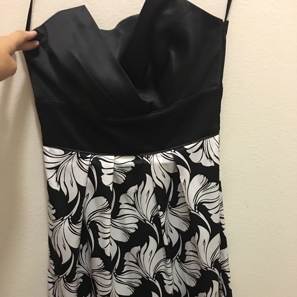 White House Black Market Strapless Cocktail Dress